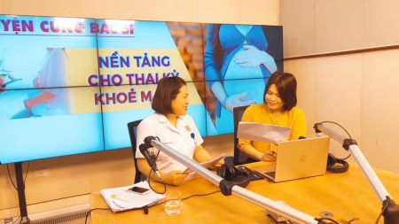 Bác sĩ Hiền và MC Thu Hằng